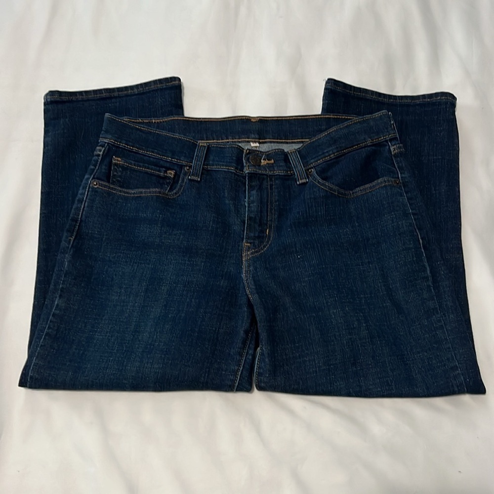 Levi’s Dark Wash Cropped Jeans
